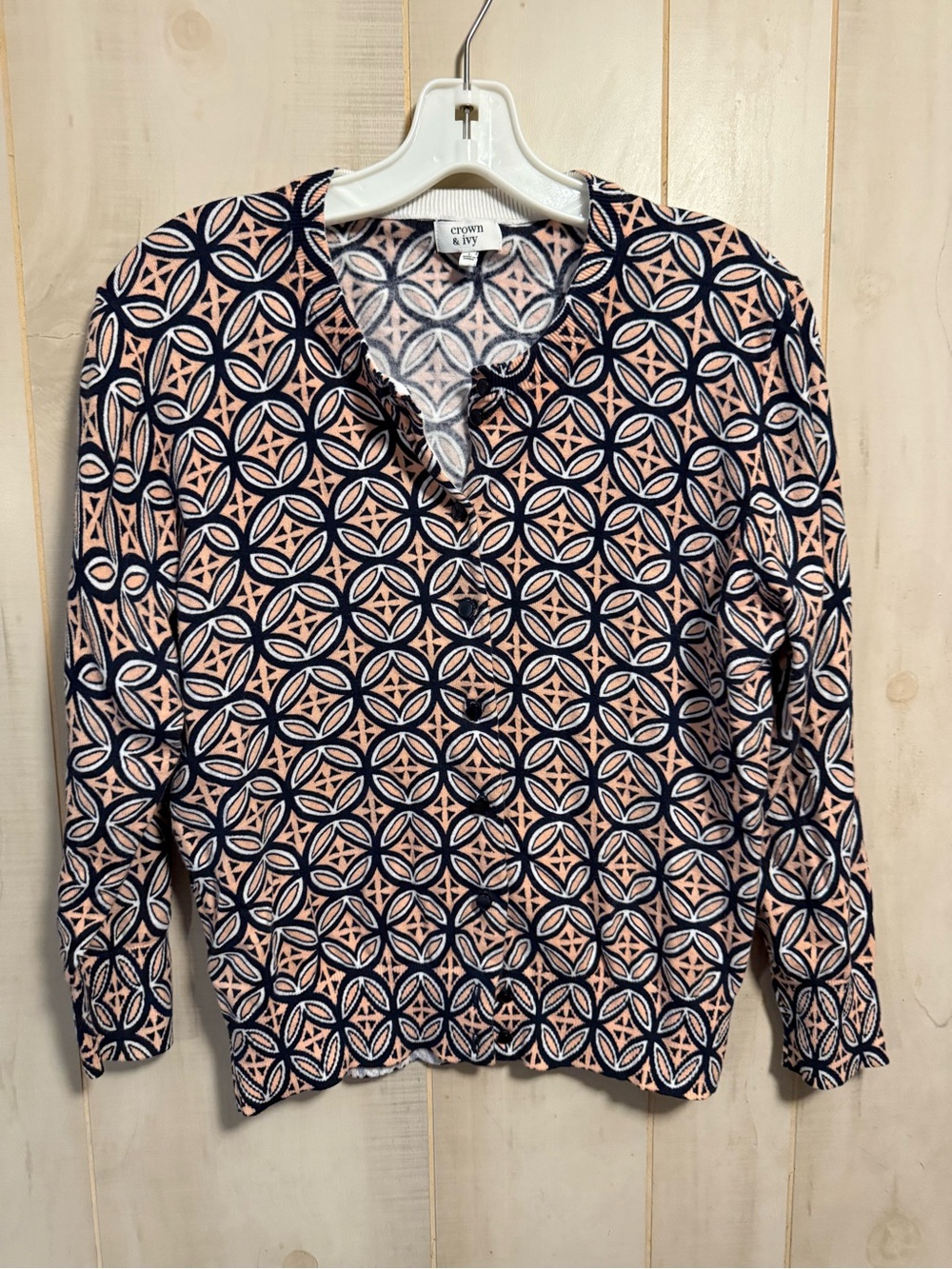 crown & ivy Peach and Navy Geometric Cardigan